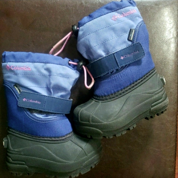 Girls Columbia winter boots size 7t - Picture 2 of 4